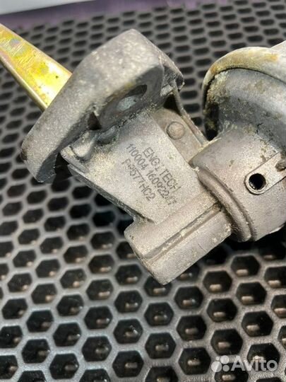 Топливный насос Audi 80 B3 RU 1989