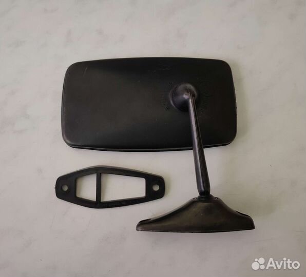 Боковое зеркало заднего вида