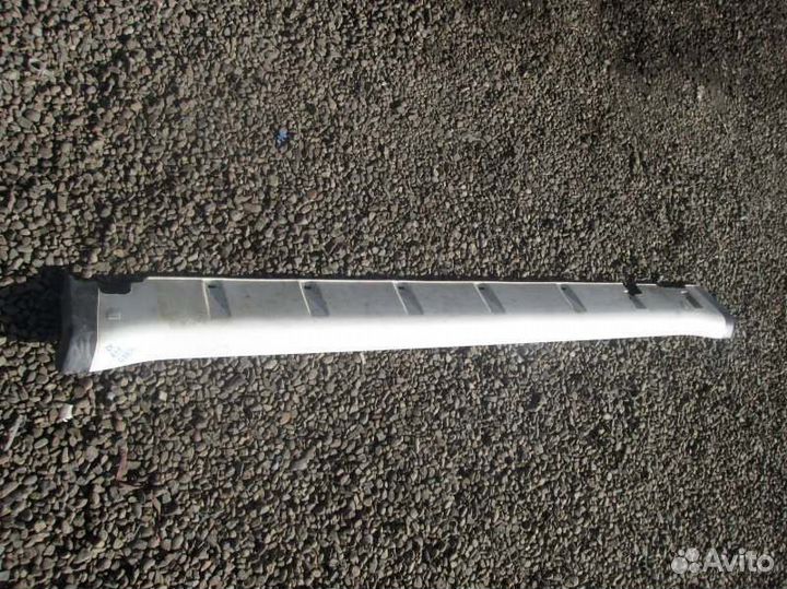 Порог пластиковый правый Honda Cr-V RD1 B20B