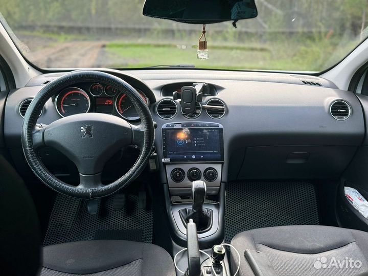 Peugeot 408 1.6 МТ, 2012, 162 000 км