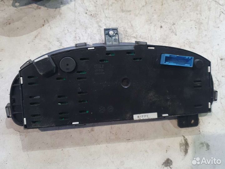 Приборная панель Geely Emgrand Ec7