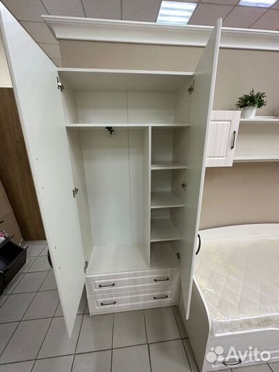 Мебель для детской комнаты в наличии Колибри мдф