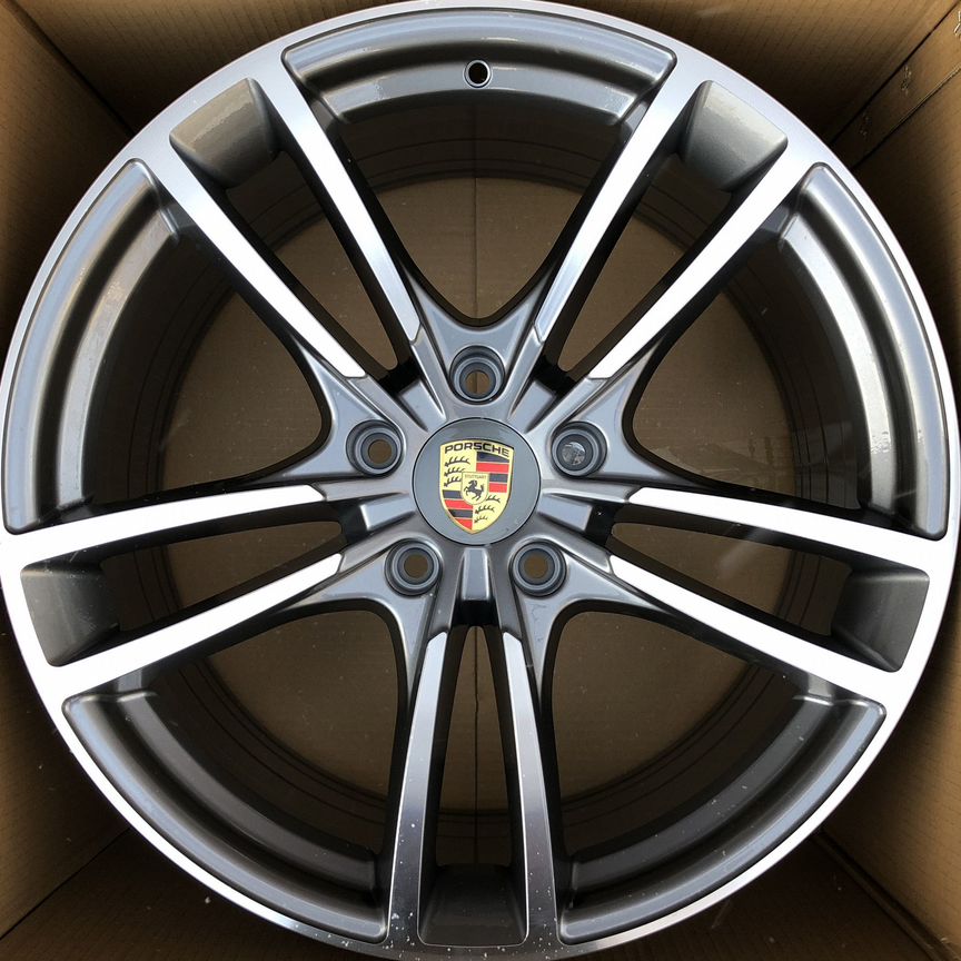 Литые диски Porsche 9.5×R21 5×130