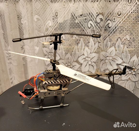 Модель вертолета