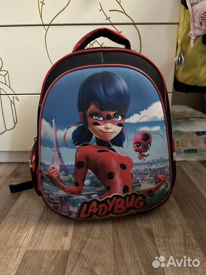 Школьный рюкзак