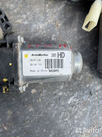 Моторчики стеклоподъемников Hyundai Elantra HD