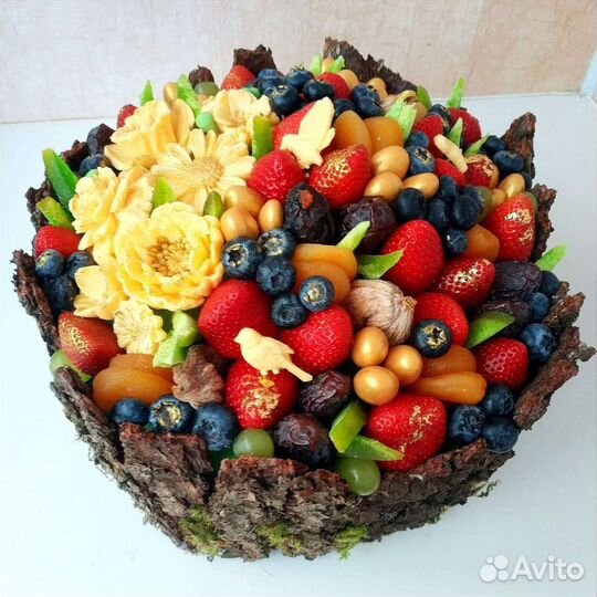 Съедобные букеты, подарки и композиции