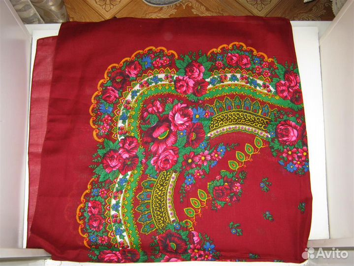 Платок большой,120 на 120 см Япония