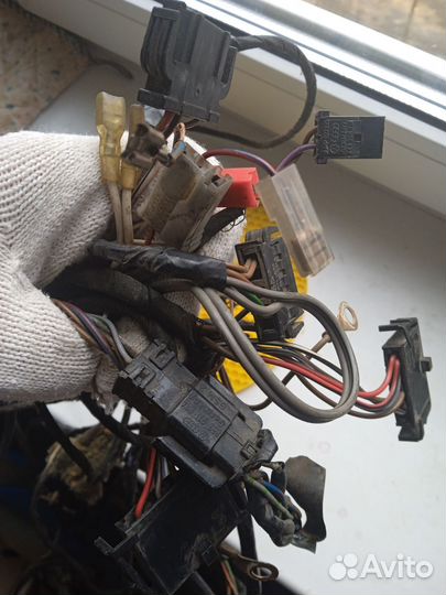 Задняя коса проводки ауди 80