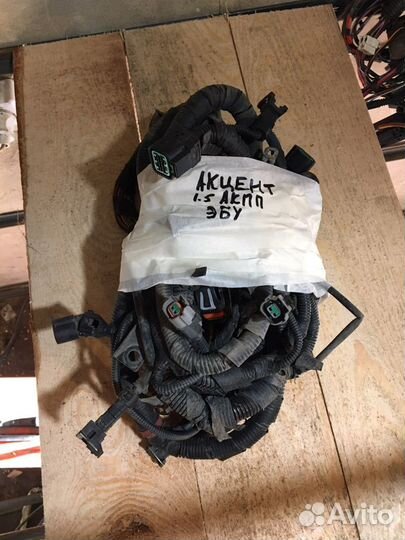 Подкапотная проводка Hyundai Accent эбу мозги