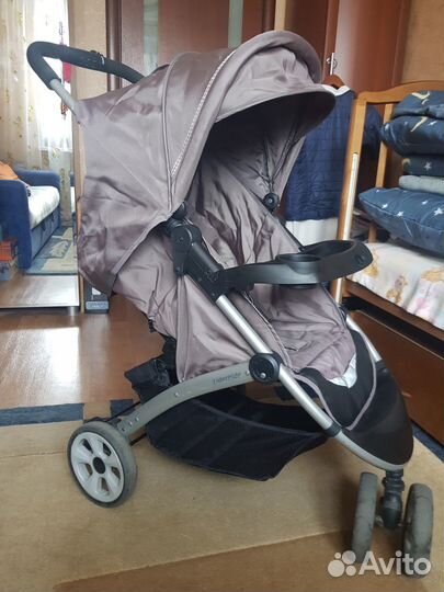 Детская прогулочная коляска