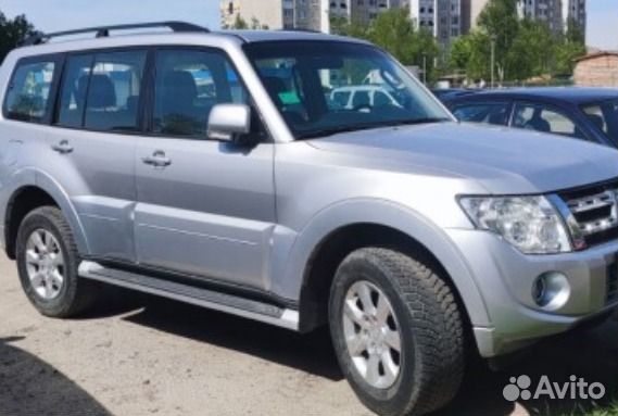 В разборке Mitsubishi Pajero 4 2014