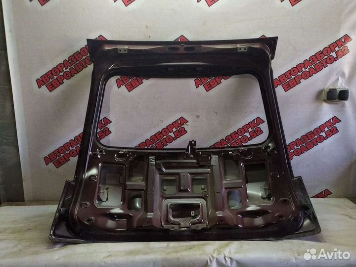 Крышка багажника Ford C-MAX