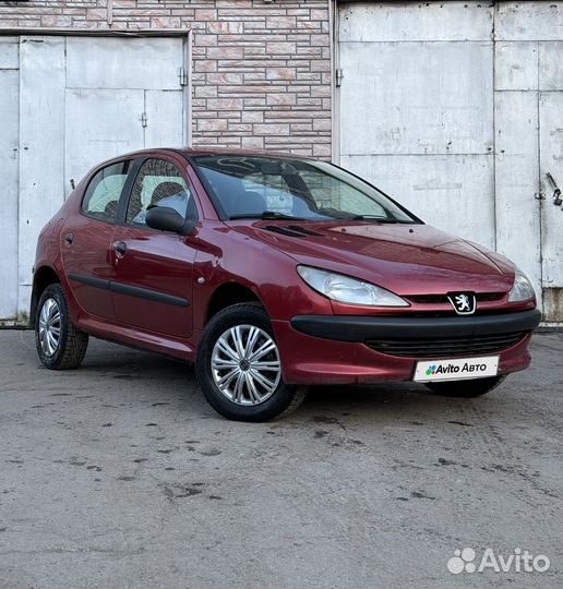 Peugeot 206 1.4 МТ, 2001, 200 000 км