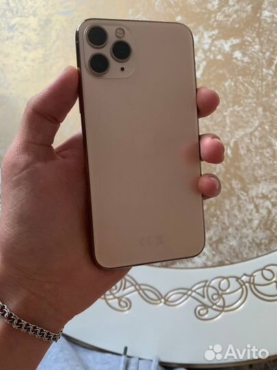 iPhone 11 Pro, 64 ГБ