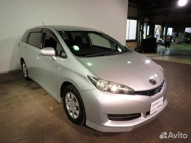 Toyota Wish 1.8 CVT, 2011, 45 213 км