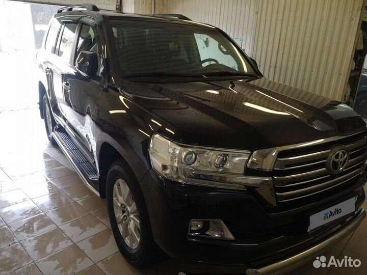 Toyota Land Cruiser, 2015