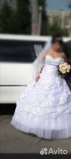 Свадебное платье