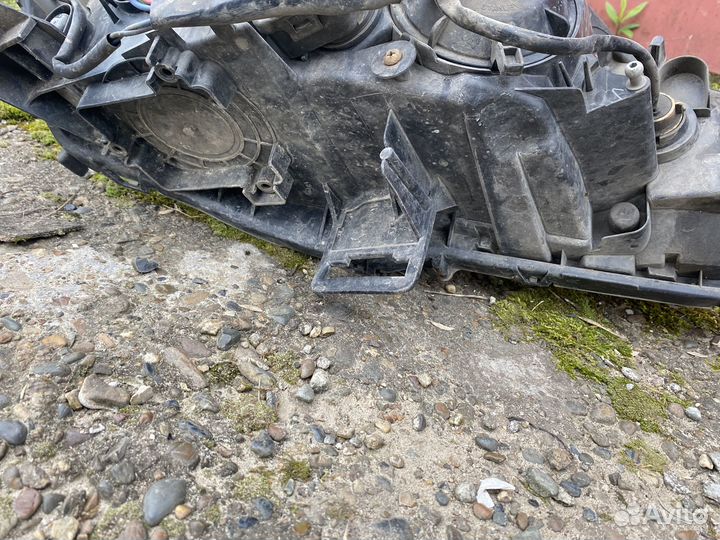 Фара передняя правая,левая Mitsubishi Lancer 10