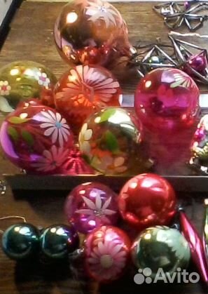 Советские елочные игрушки и бусы