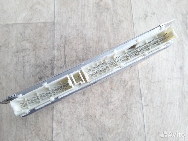 Блок управленмя гидроподвеской Mercedes W220