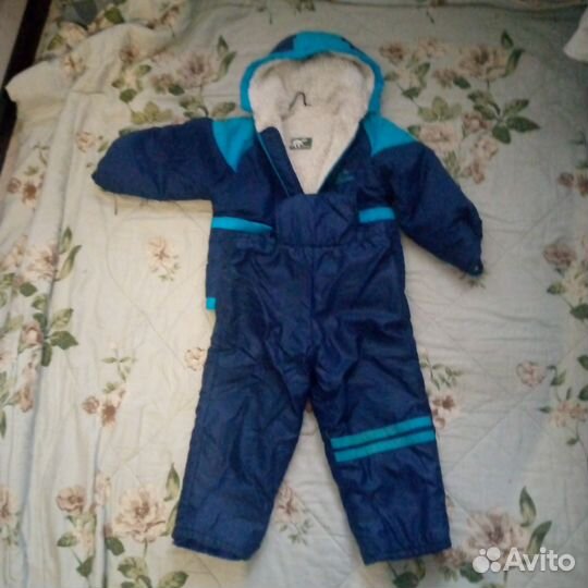 Зимний комбинезон сноубордисеский