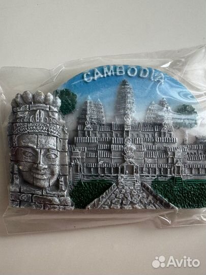 Магнитики на холодильник