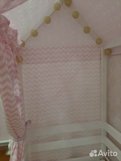 Детская кровать домик