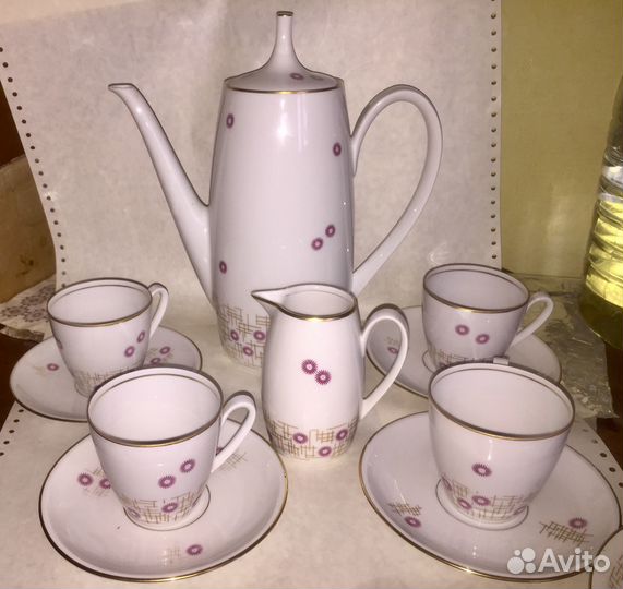 Чайный сервиз из фарфора (ГДР)