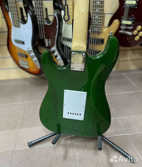 Электрогитара Caraya E200TGR