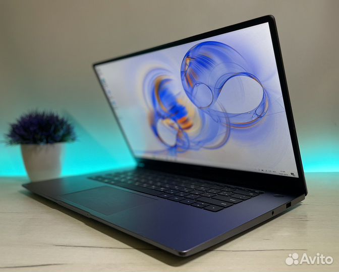 Ноутбук Honor MagicBook Pro X 15 i3 8 Гб SSD
