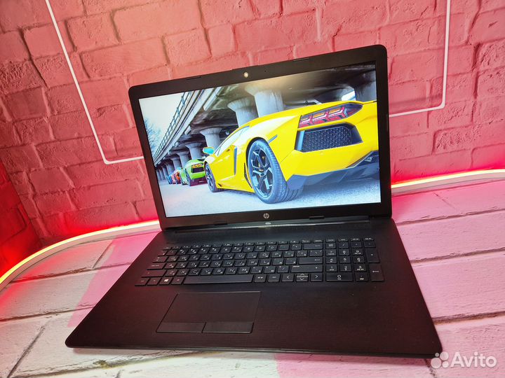 Ноутбук HP Core i7 8565u SSD + 1Tb 17.3