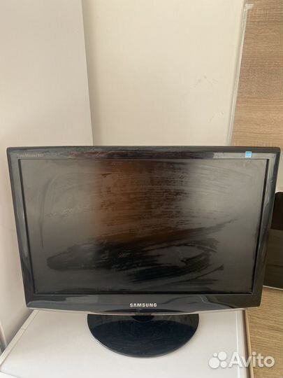 Монитор Samsung 933NW