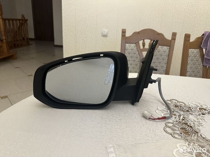 Зеркало заднего вида Toyota Rav 4 (XA40)