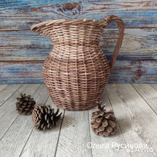 Ваза плетёнвя