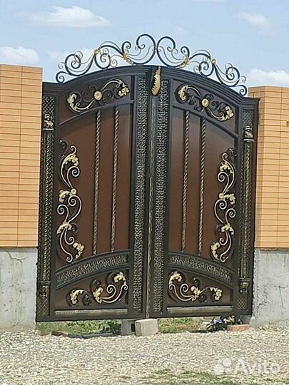 Кованые ворота