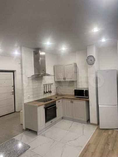 2-к. квартира, 60 м², 8/25 эт.