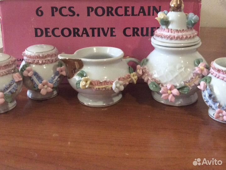 Набор для сервировки стола из фарфора