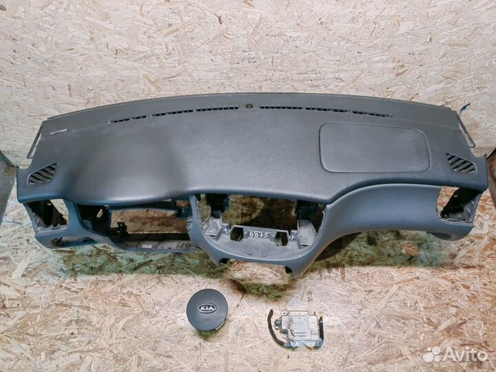 Подушка безопасности в рулевое колесо Kia Rio