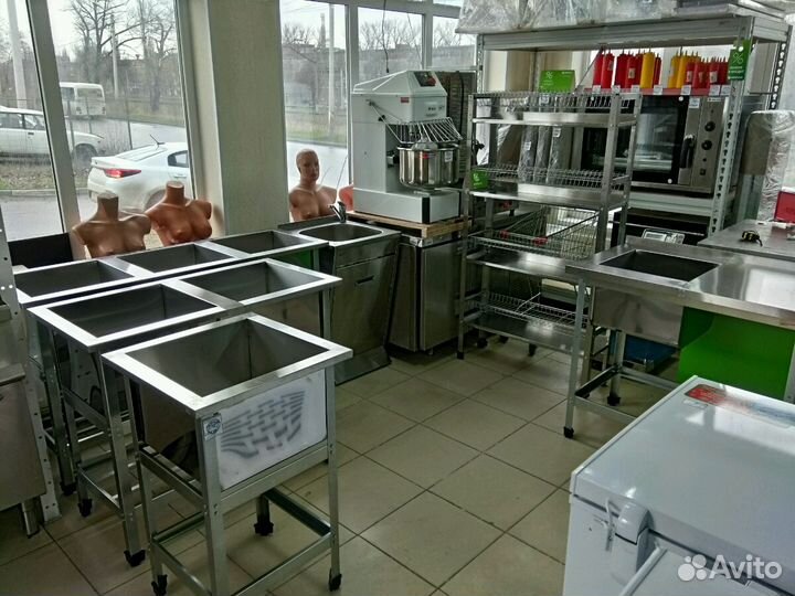 Стол разделочный, ванна моечная, мойка, стеллаж