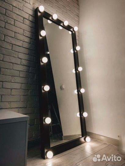 Гримерное зеркало