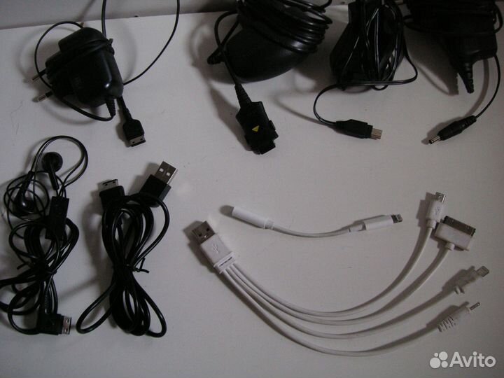 Зарядные устройства Аккумуляторы