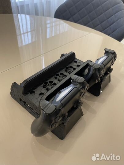 Sony playstation 4 Pro 1tb