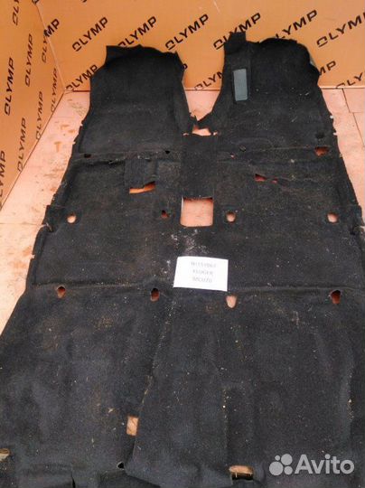 Ковер пола Toyota Kluger MCU20 1MZ-FE 2005