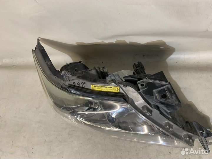 Lexus LX 07- Фара правая Ксенон Адаптив