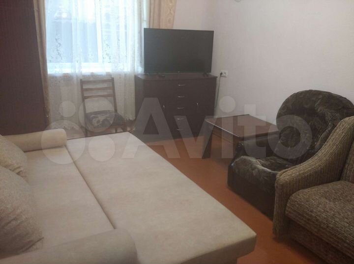 2-к. квартира, 50 м², 1/1 эт.