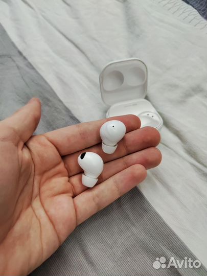 Samsung Galaxy Buds 2 Pro