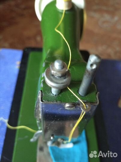 Детская швейная машинка СССР