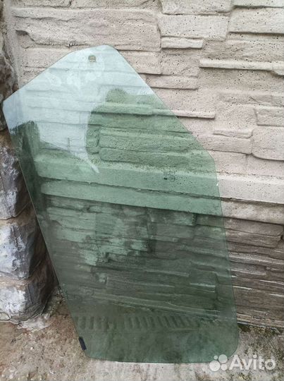 Стекло боковое правое Пежо боксёр 3