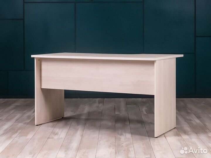 Офисный стол для персонала